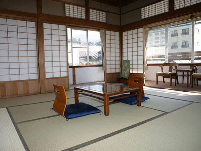 Yumoto Ryokan Яманоуті Екстер'єр фото